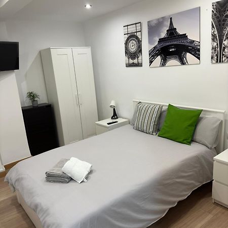 Manrique Rooms مالقة المظهر الخارجي الصورة